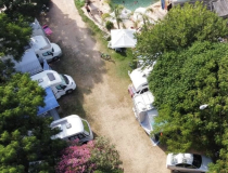16 Notti in Campeggio